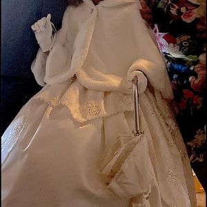 Absolutely beautiful . Nina Leonard